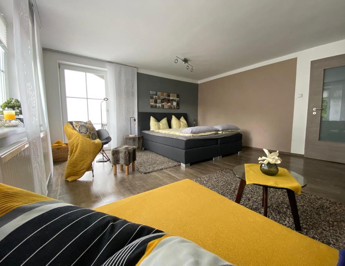 Ferienwohnung An Der Romantischen Salzachschleife Naehe Salzburg Laufen Exterior photo